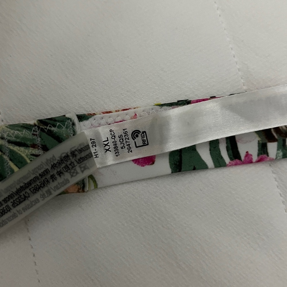 4 pc Victoria's Secret Floral Tropical Print Bikini Set in Pink, Green, White - Picture 9 of 14